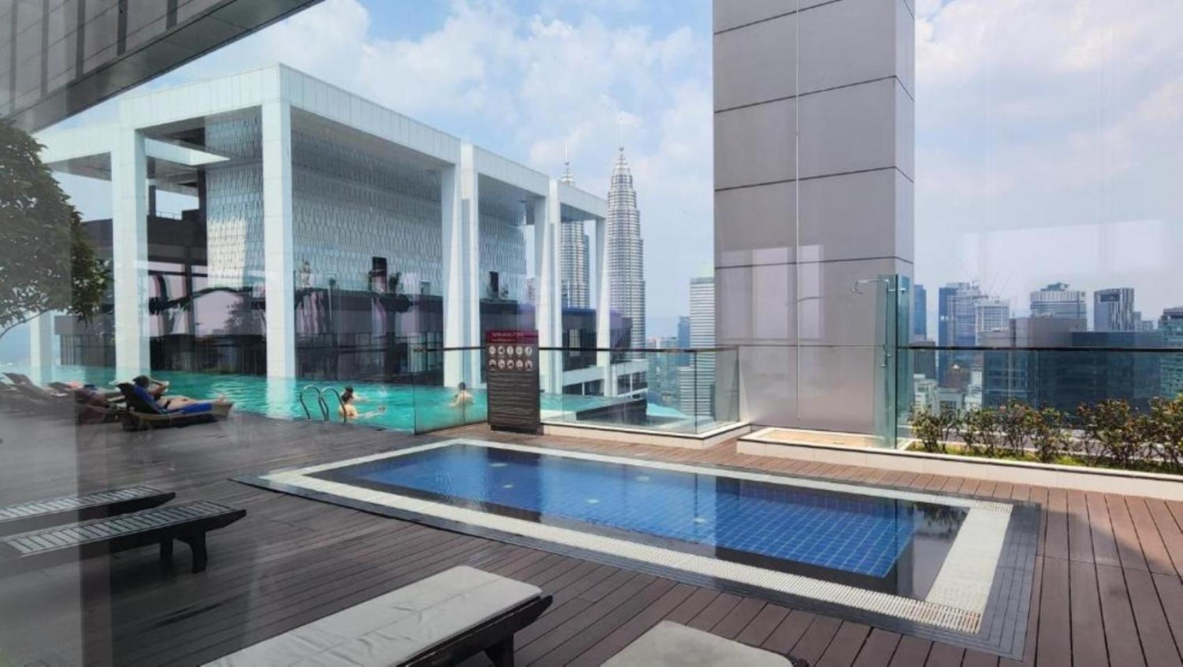 Ferienwohnung The Platinum Klcc By Moonlight Kuala Lumpur Exterior foto